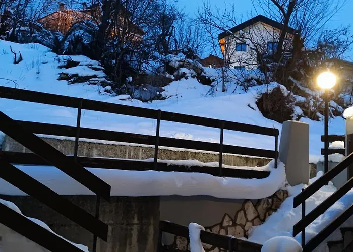 Le Rocche - * Rocca di Cambio